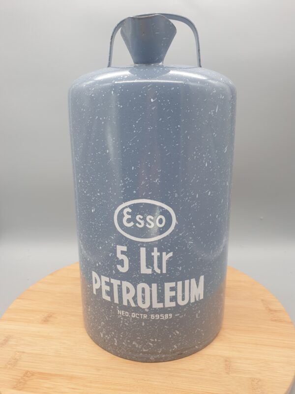 Enamal Esso oil can