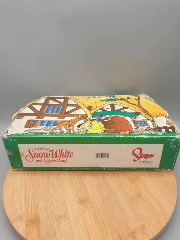 Vintage - Snow White drink cups Vintage Snow White Drink Cups 22