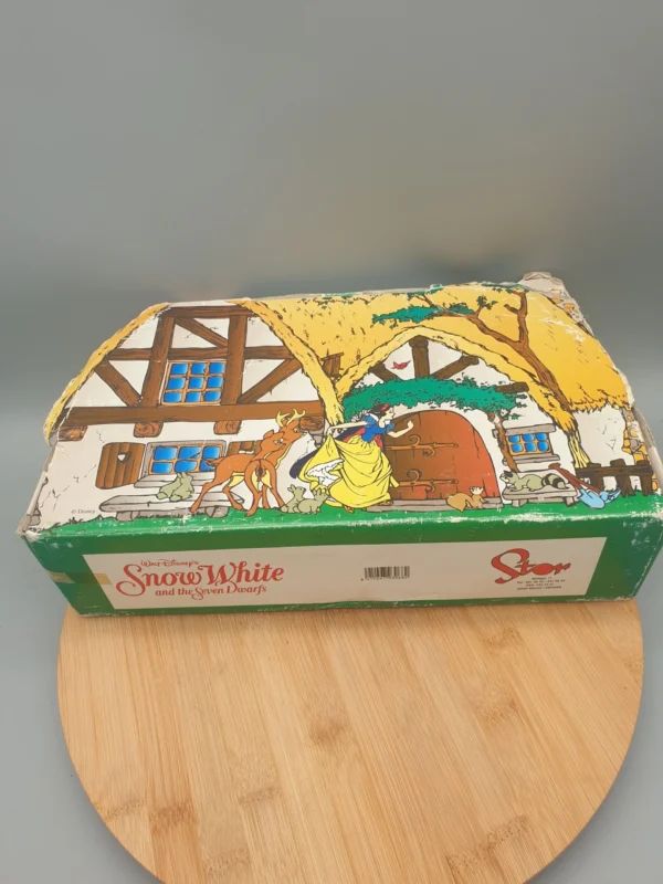 Vintage - Snow White drink cups Vintage Snow White Drink Cups 4